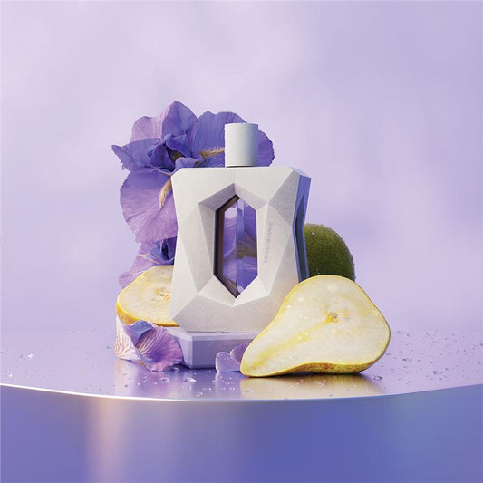 Decant God Is a Woman - Ariana Grande